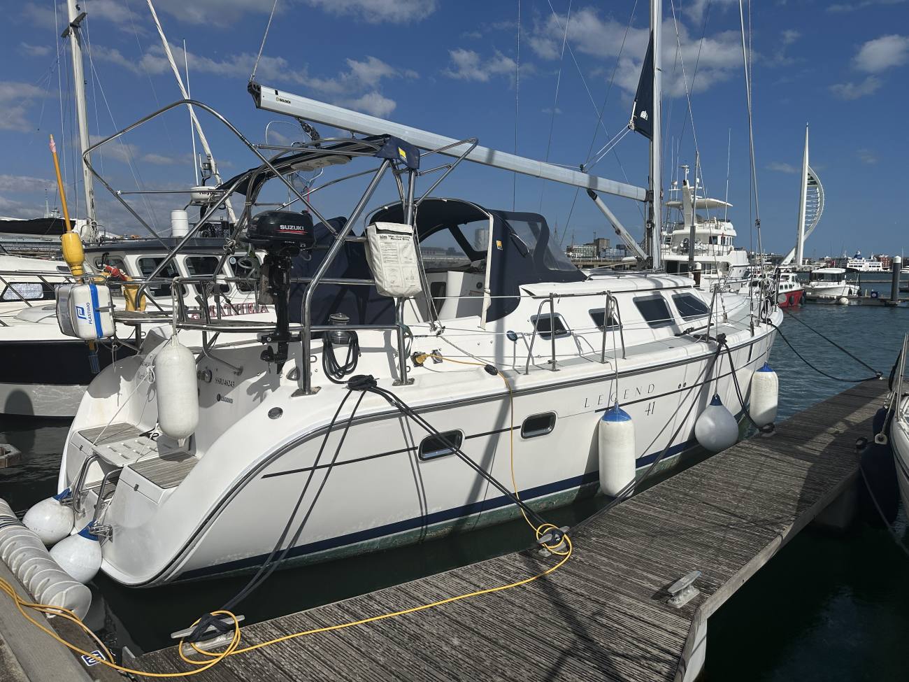 2010 Hunter Legend 41 Deck Saloon image 14