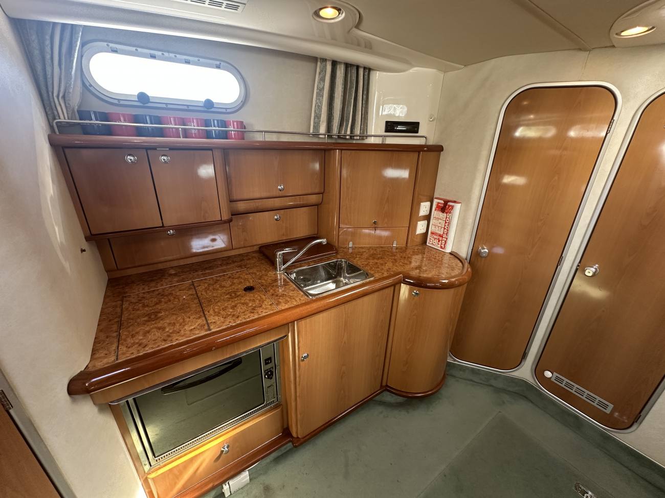 1997 Sealine S37 image 24