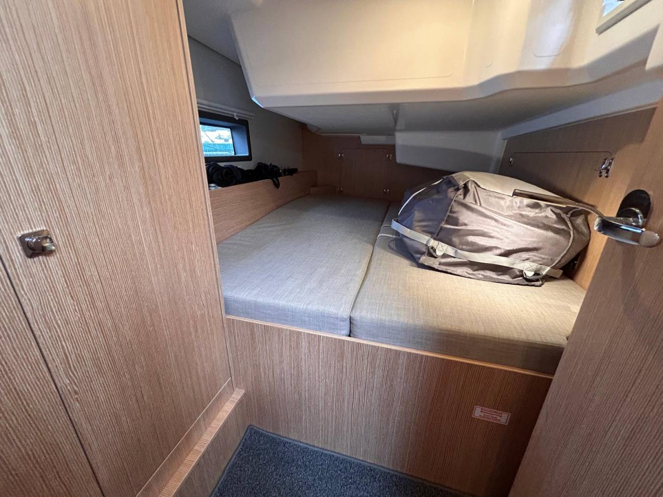 2023 Bavaria C38 image 8