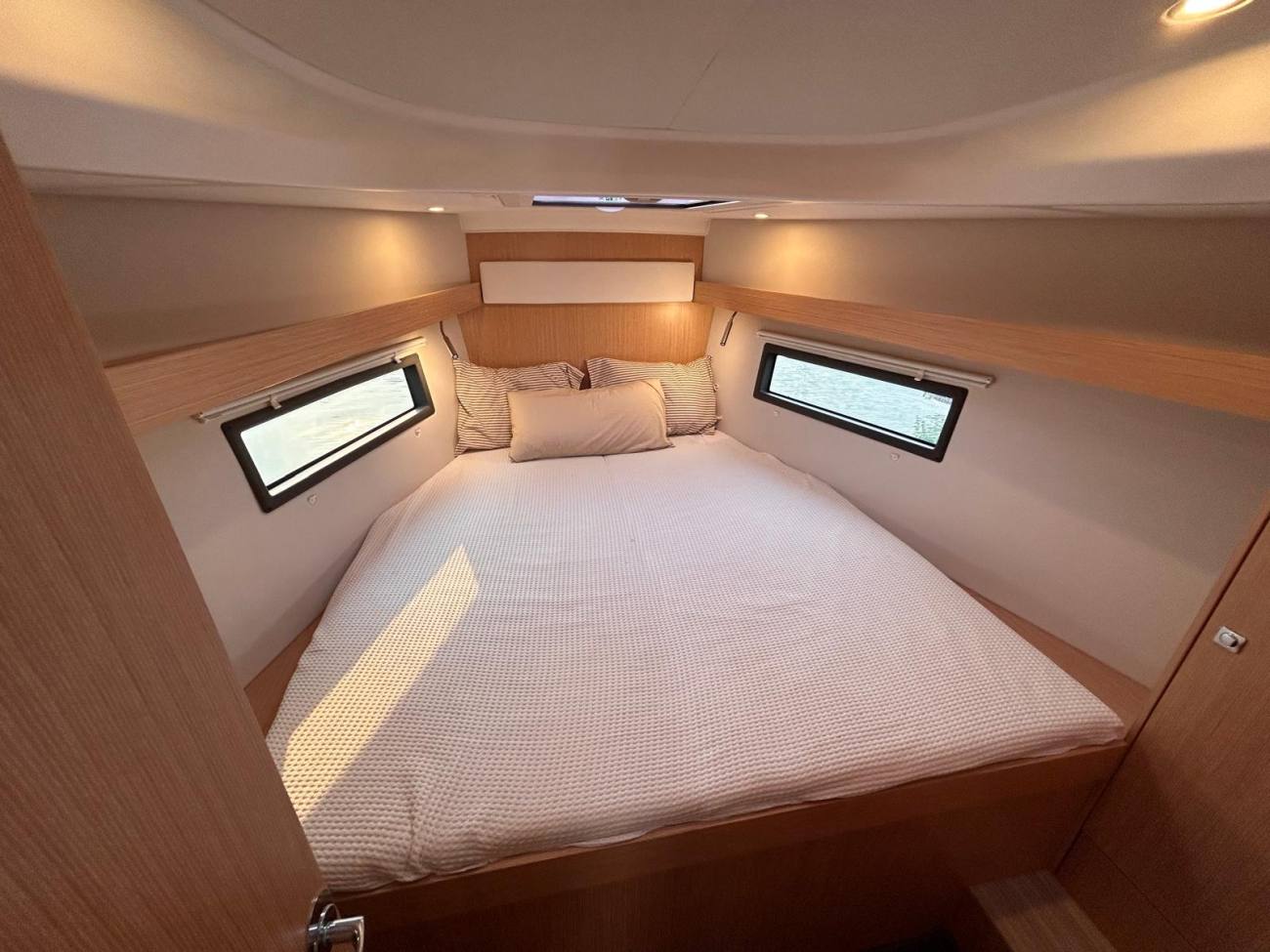 2023 Bavaria C38 image 5