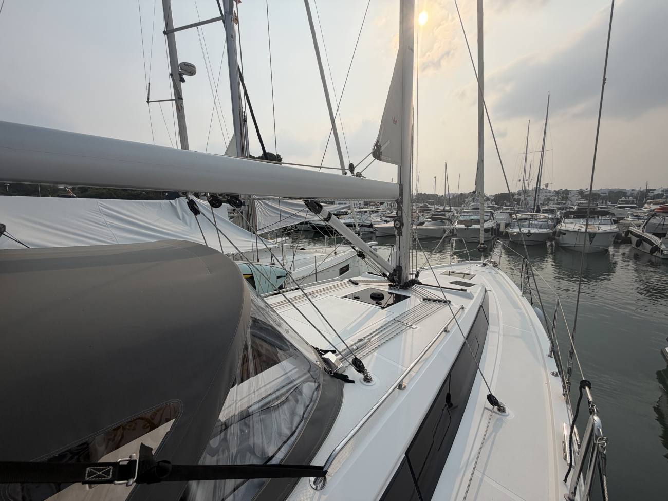2023 Bavaria C38 image 17