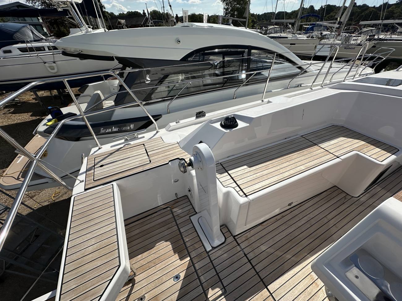 2026 Bavaria C38 image 13