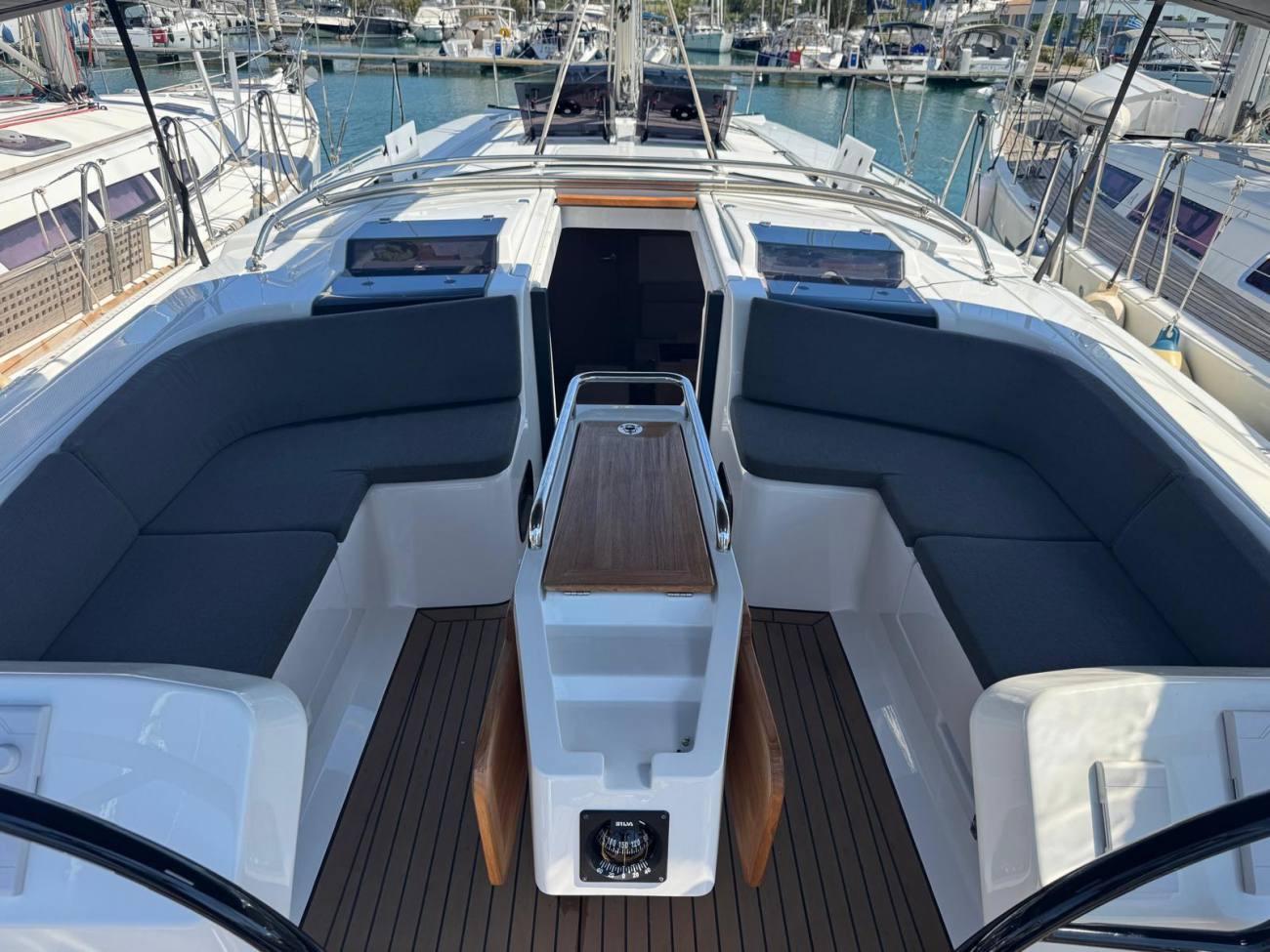 2025 Hanse 458 image 15