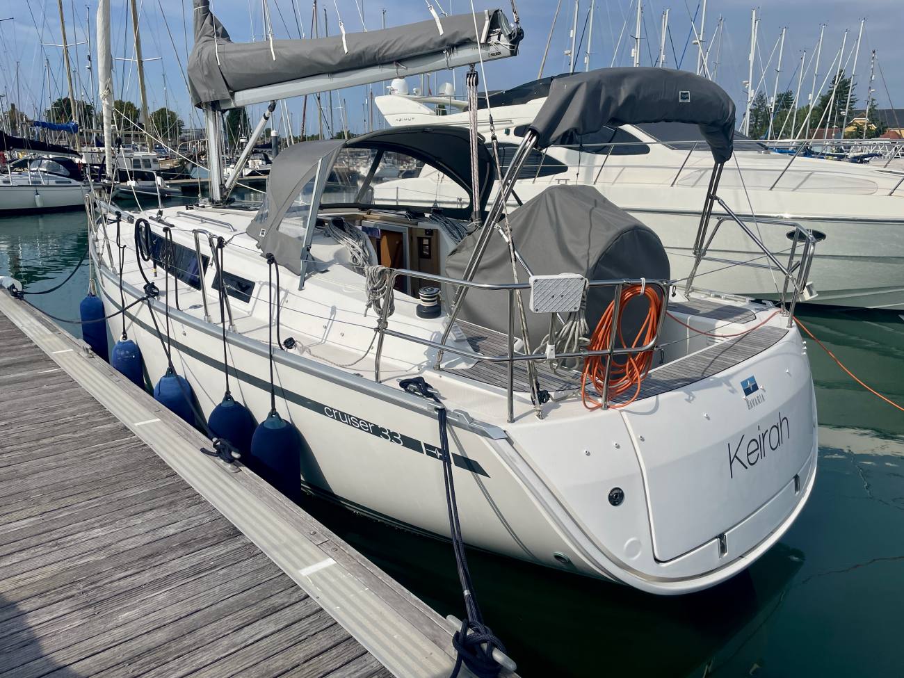 2015 Bavaria Cruiser 33 image 12