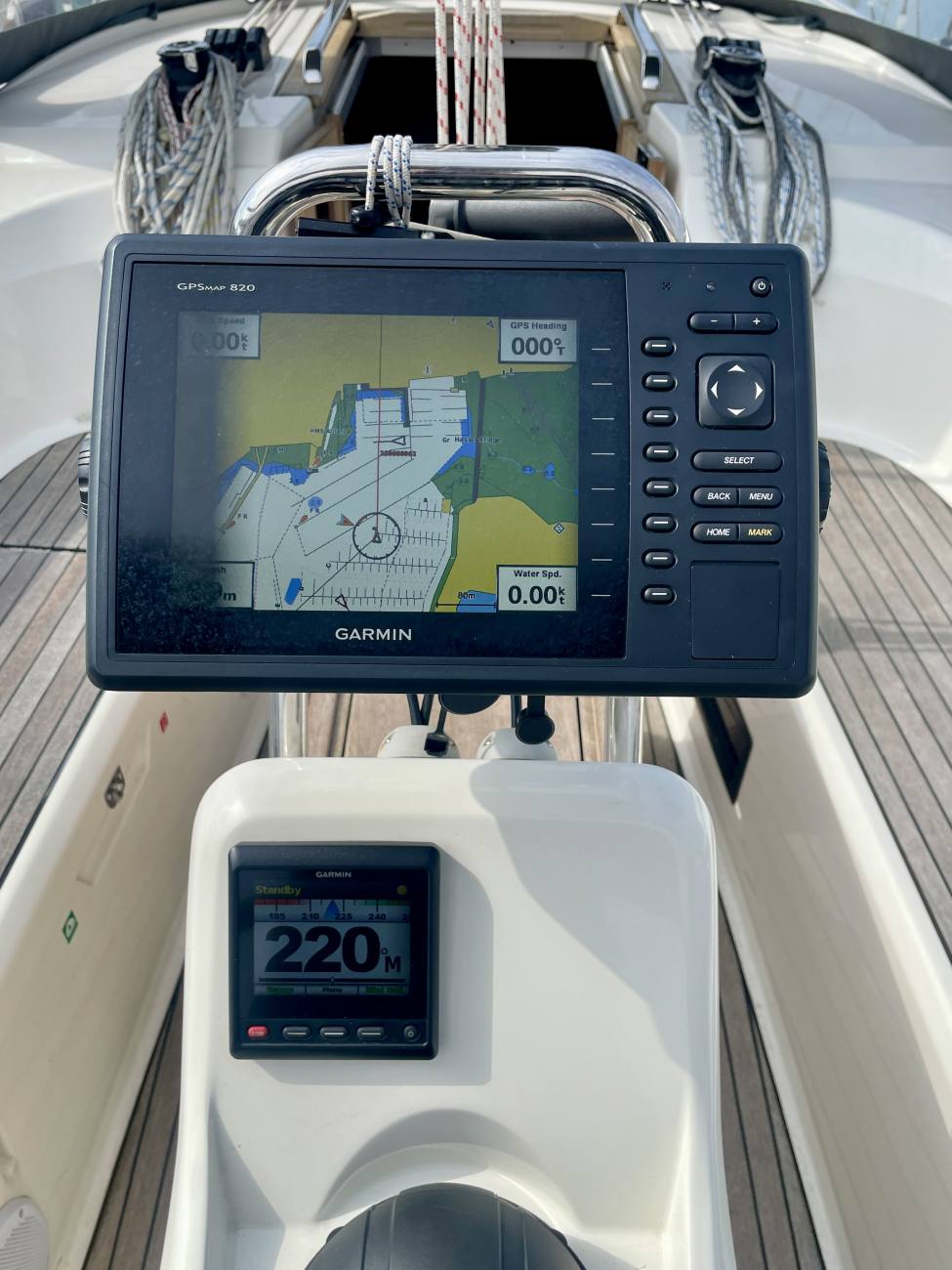 2015 Bavaria Cruiser 33 image 21