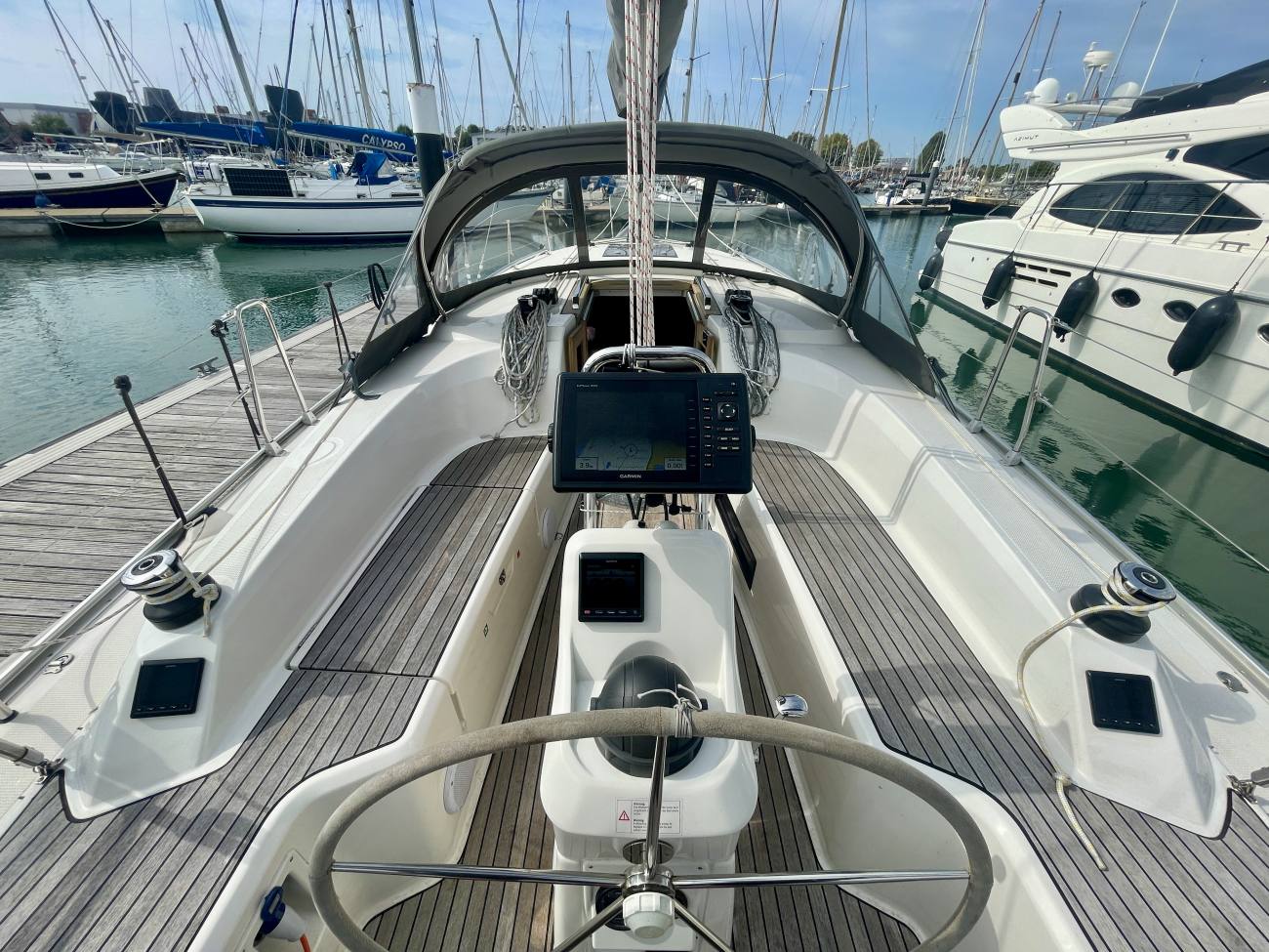 2015 Bavaria Cruiser 33 image 15