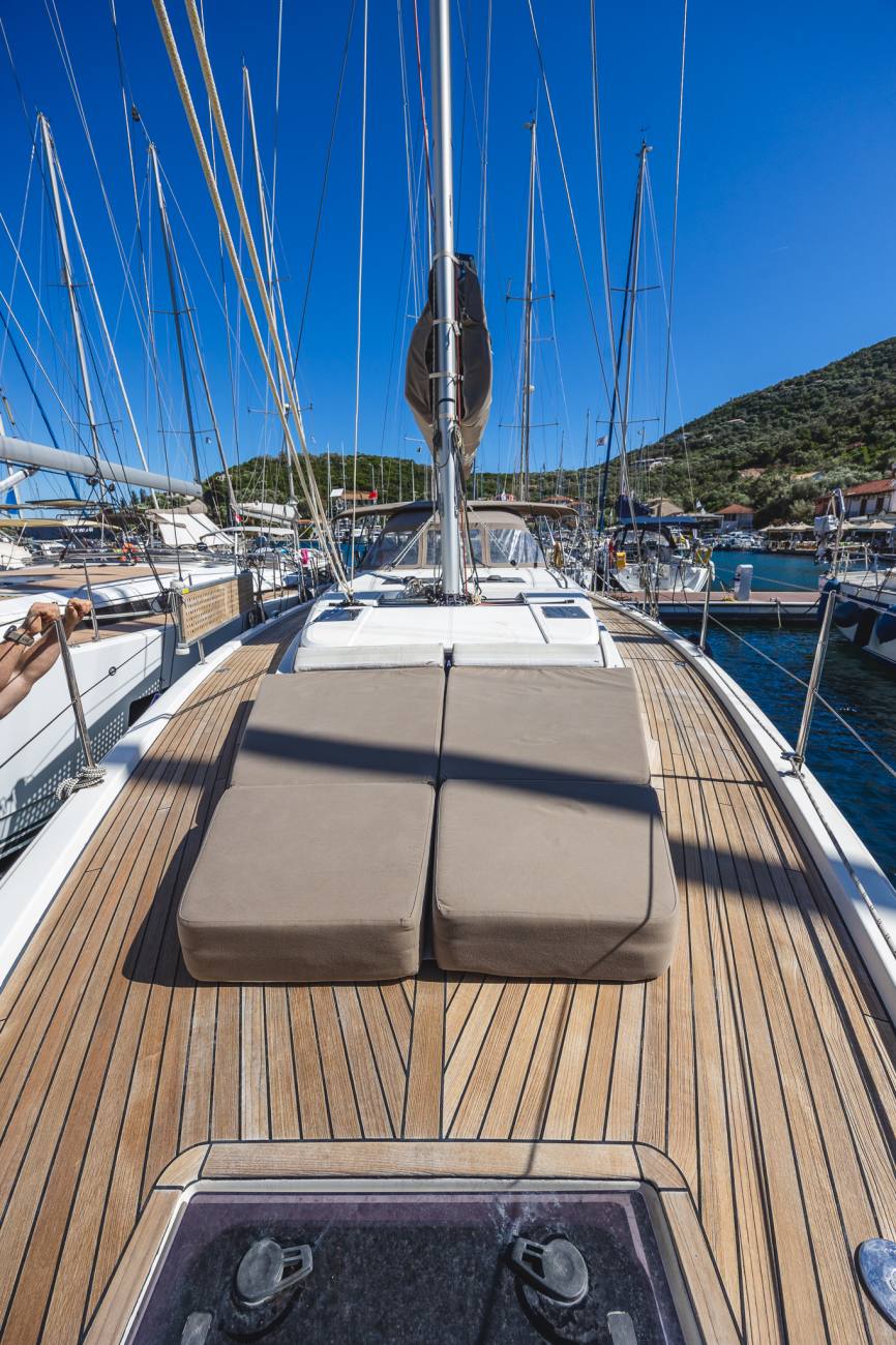 2019 Bavaria C45 Style image 19