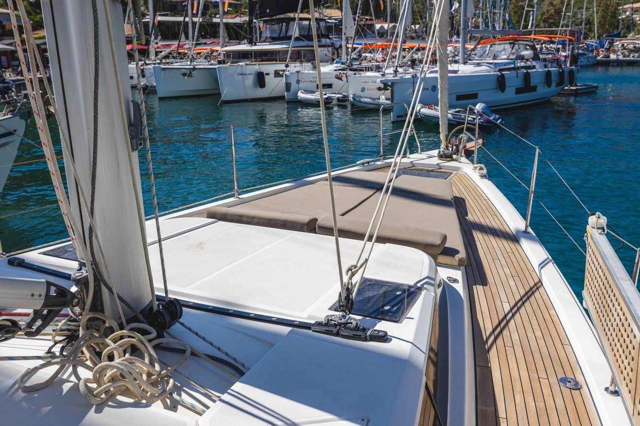 2019 Bavaria C45 Style image 13