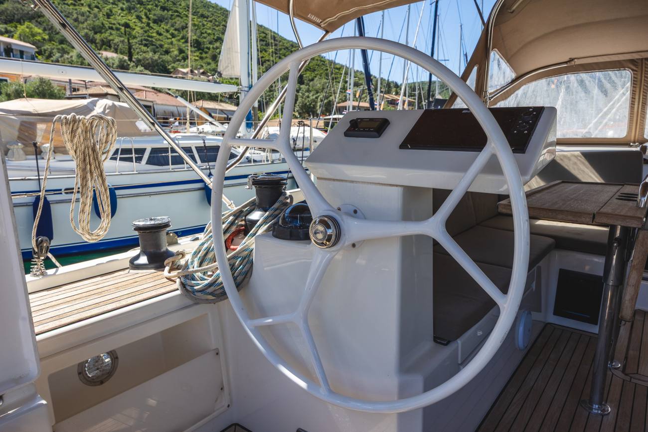 2019 Bavaria C45 Style image 35