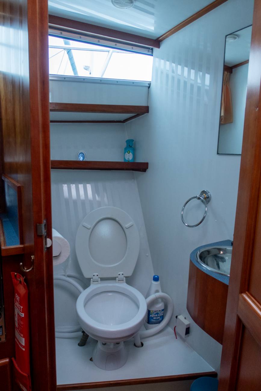 2000 Hollandia 1250 Steel Cruiser (Dublin) image 33