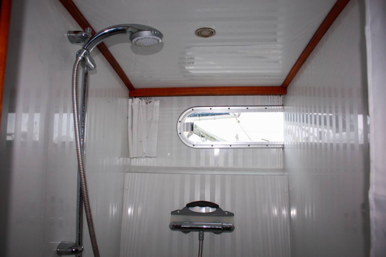 2000 Hollandia 1250 Steel Cruiser (Dublin) image 39