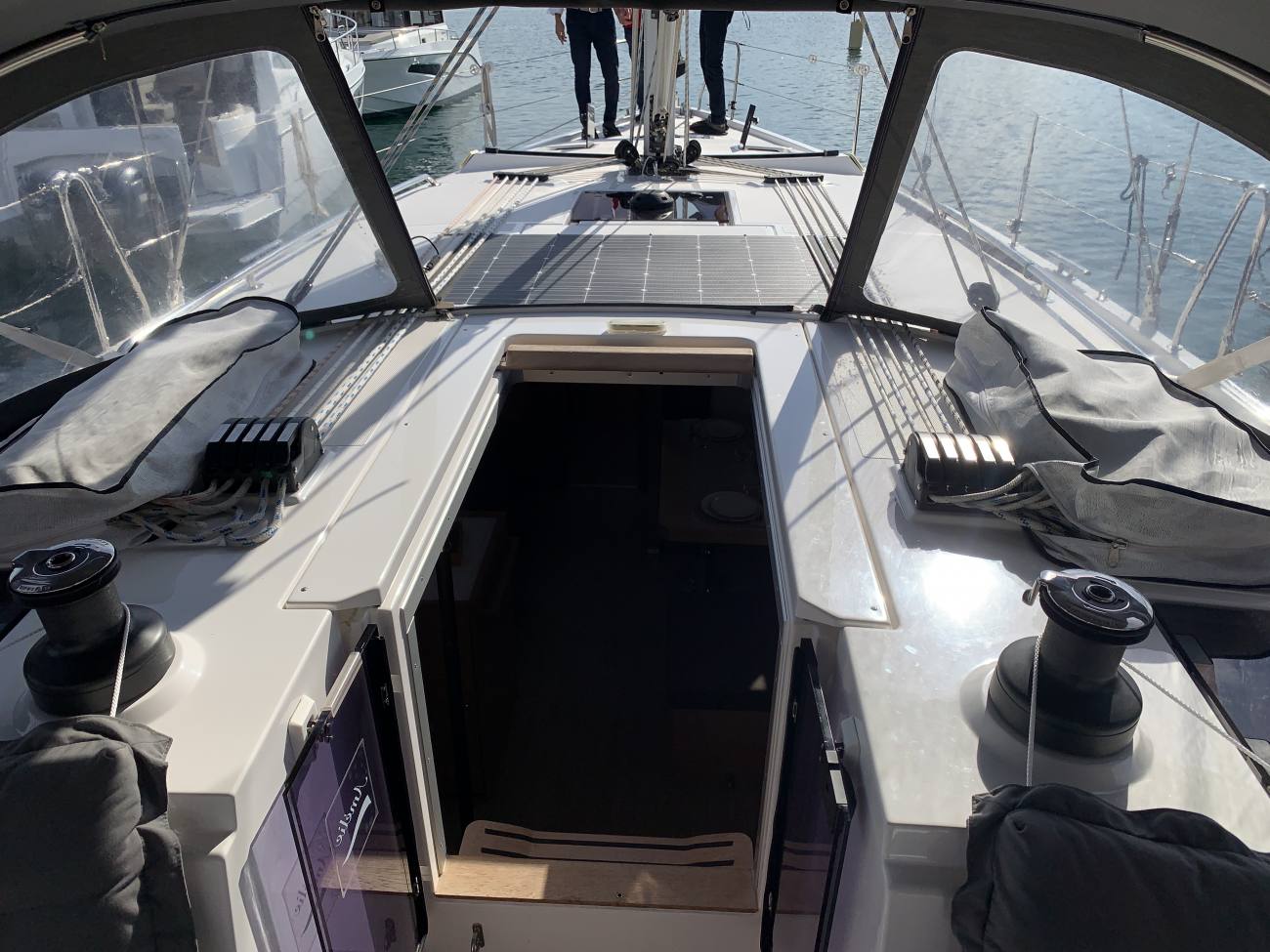 2022 Bavaria C42 image 19