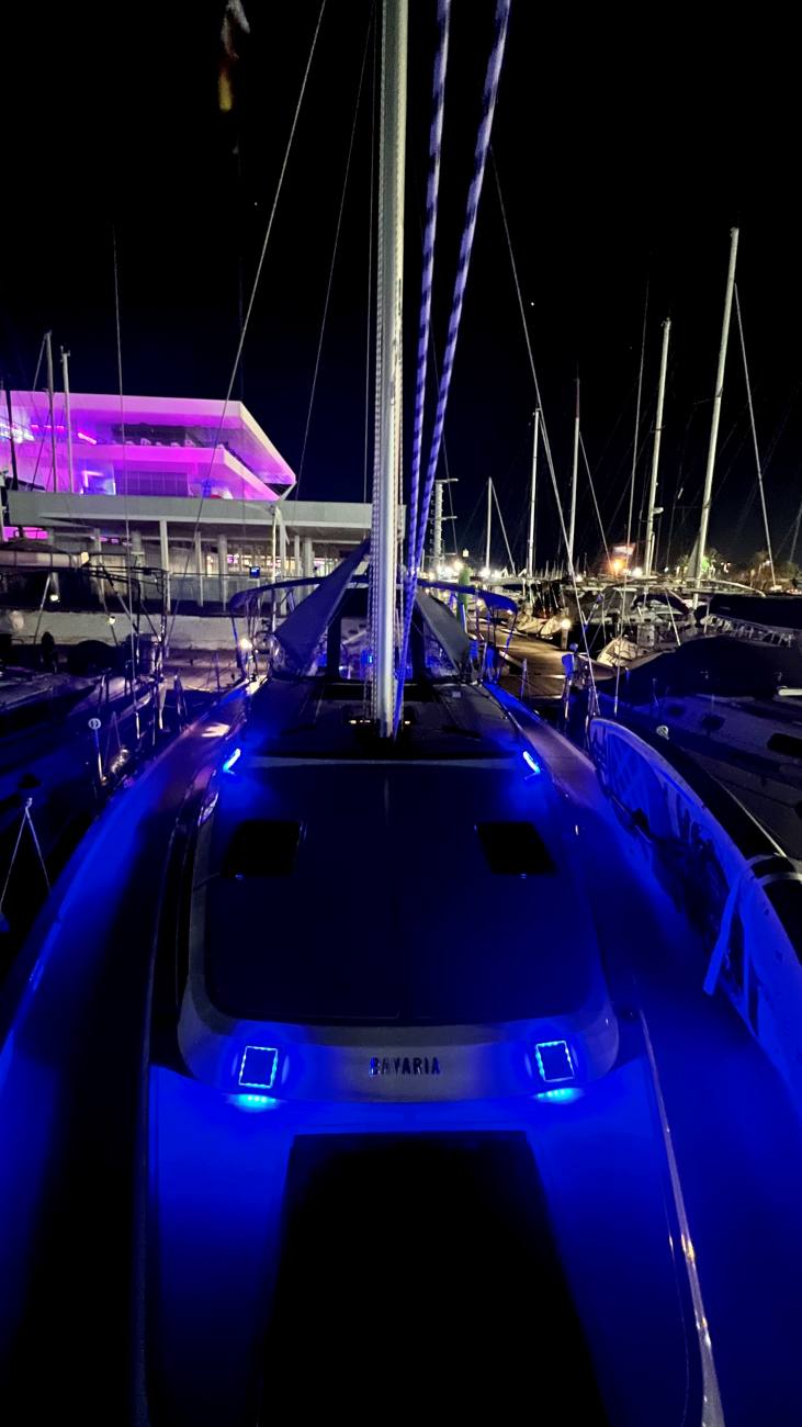 2022 Bavaria C42 image 6