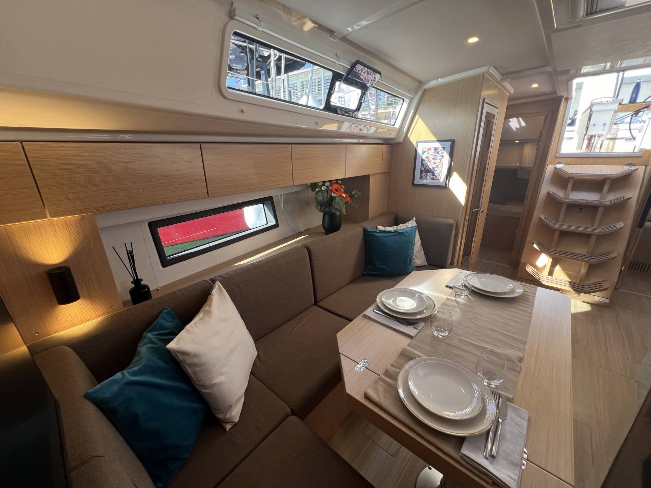 2022 Bavaria C42 image 2
