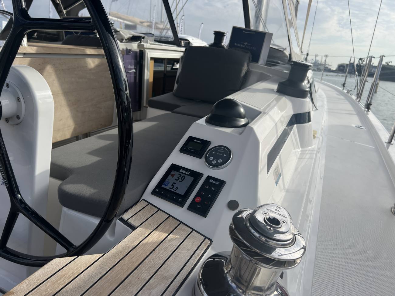 2022 Bavaria C42 image 18