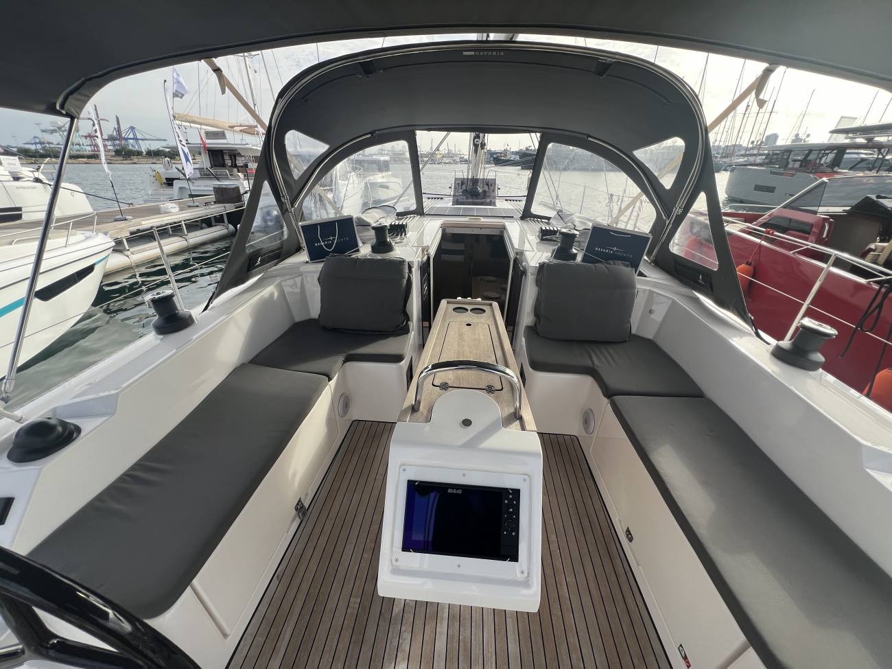 2022 Bavaria C42 image 16