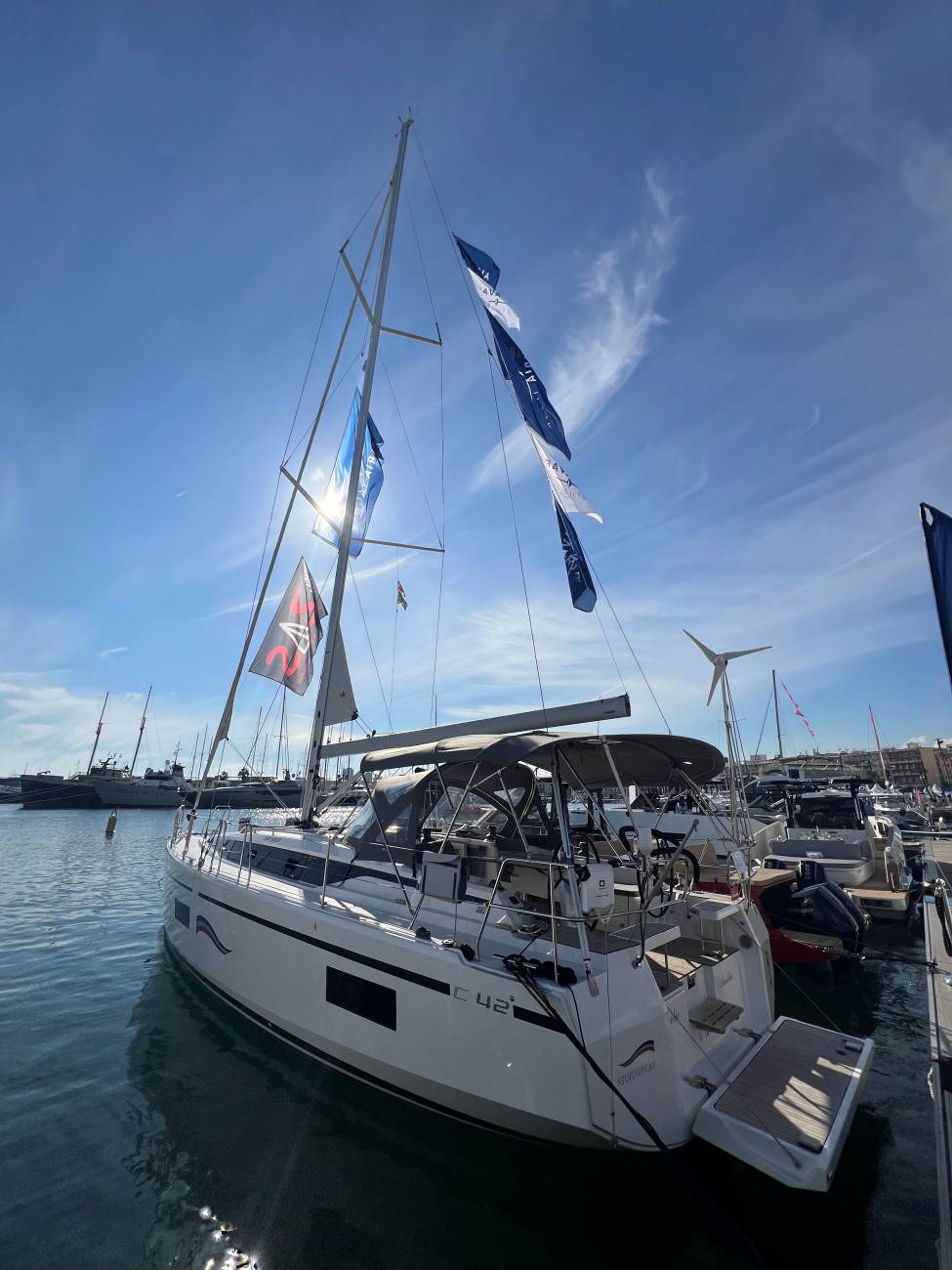 2022 Bavaria C42 image 7