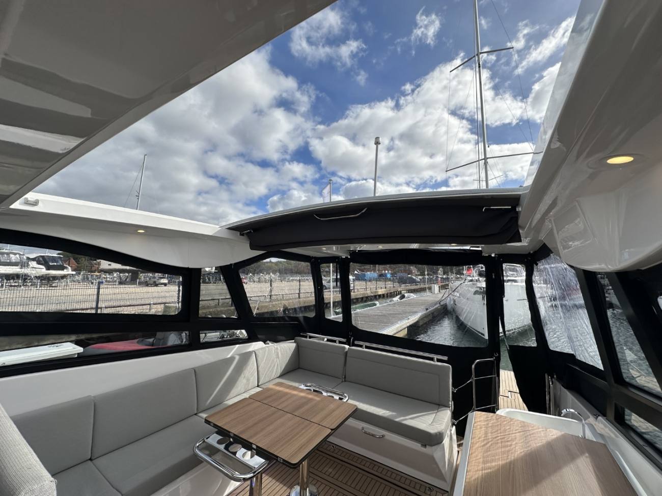 2026 Bavaria Vida Hard Top image 25