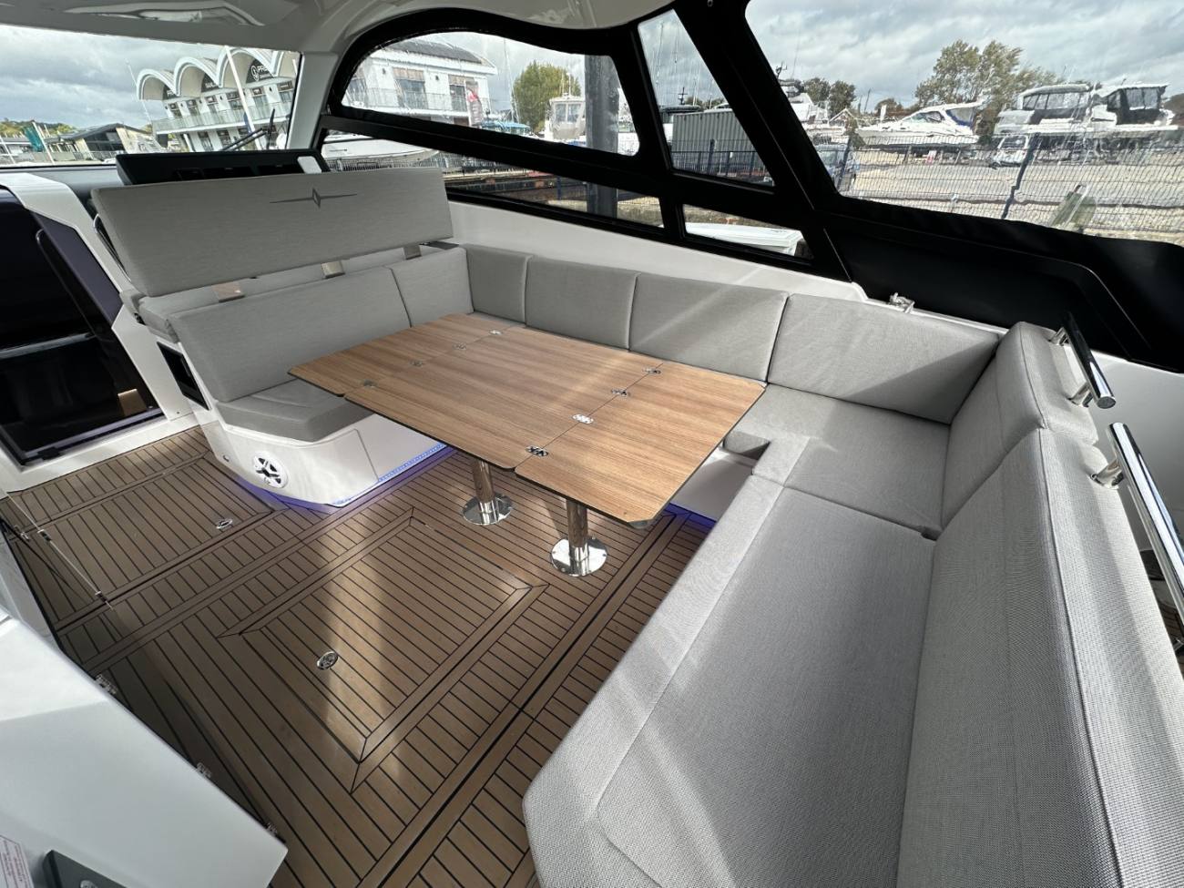 2026 Bavaria Vida Hard Top image 23