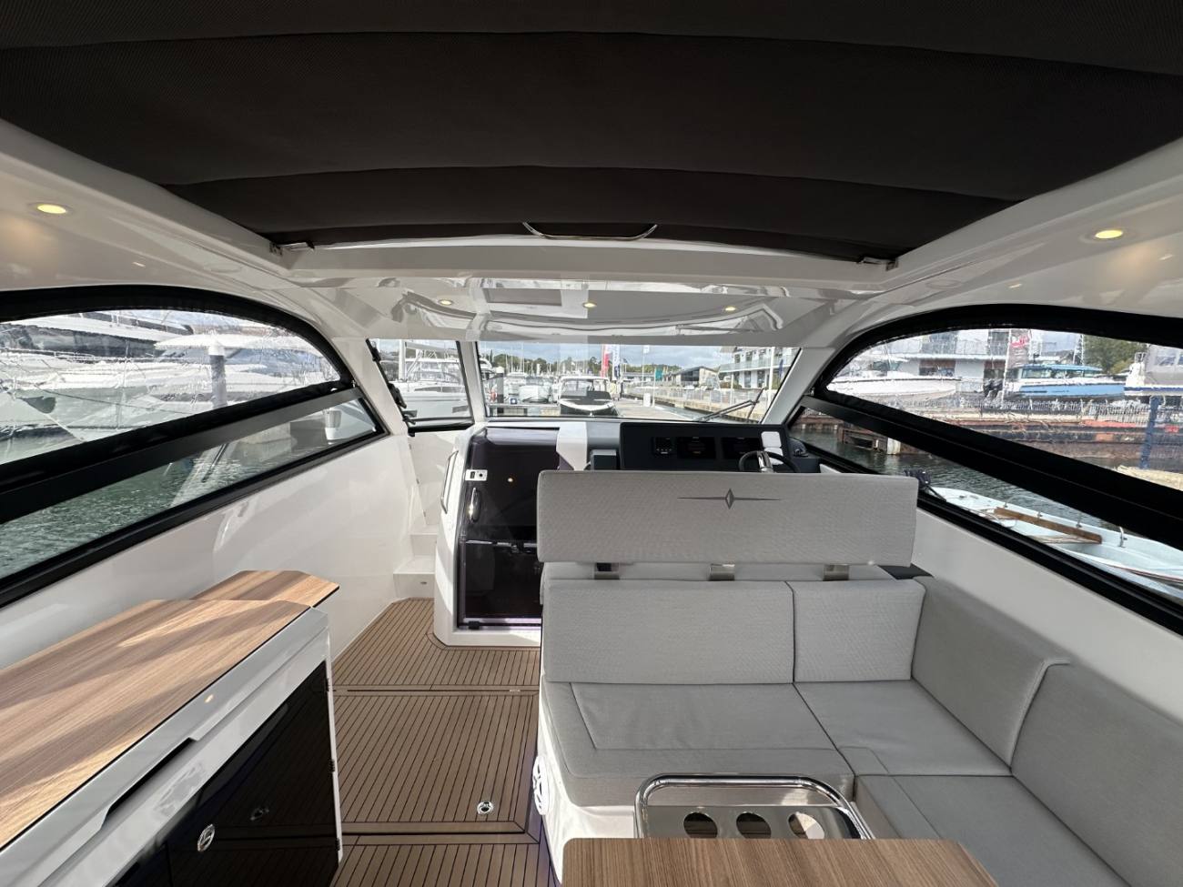 2026 Bavaria Vida Hard Top image 27
