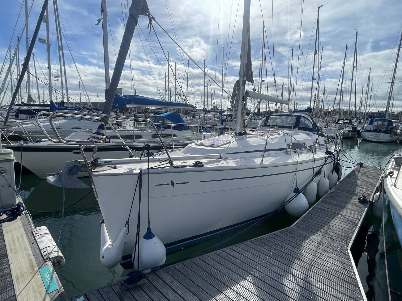 2010 Bavaria 34 Cruiser image 13