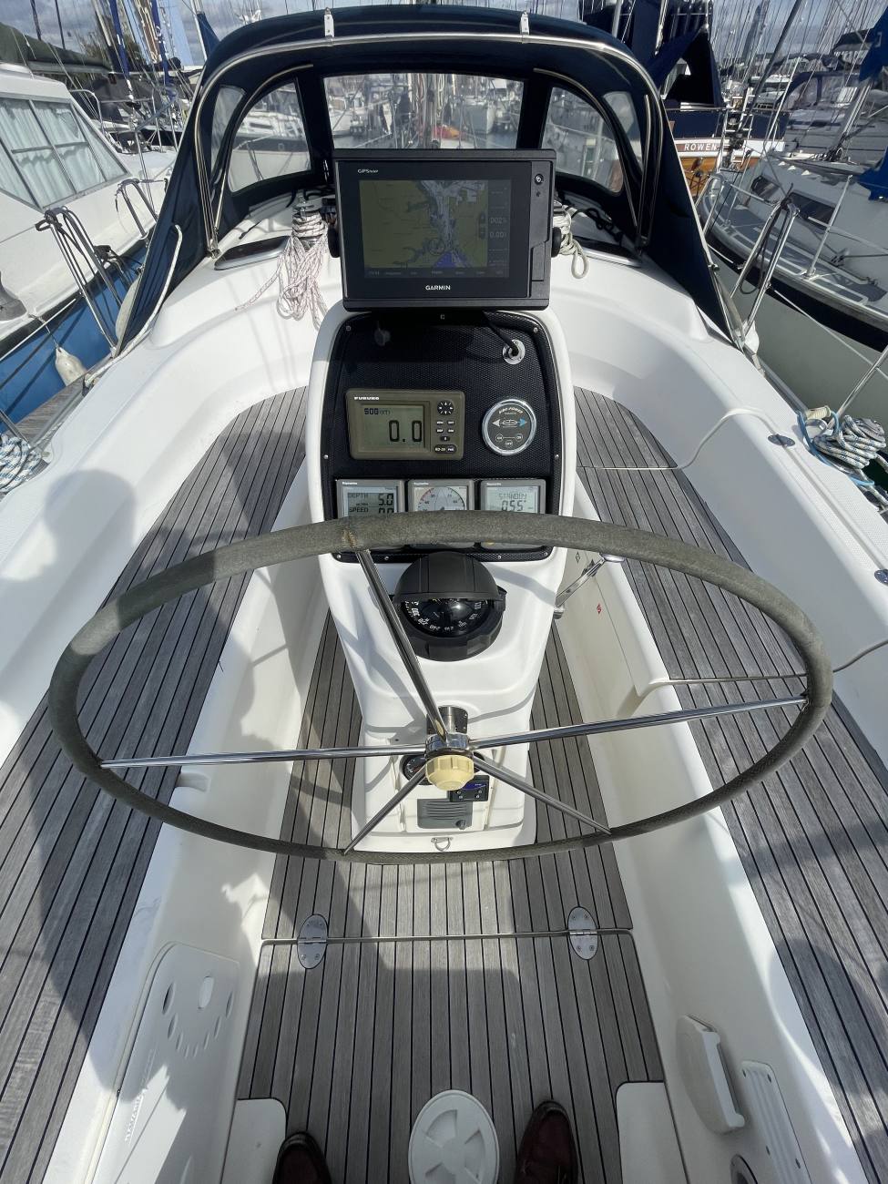 2010 Bavaria 34 Cruiser image 24