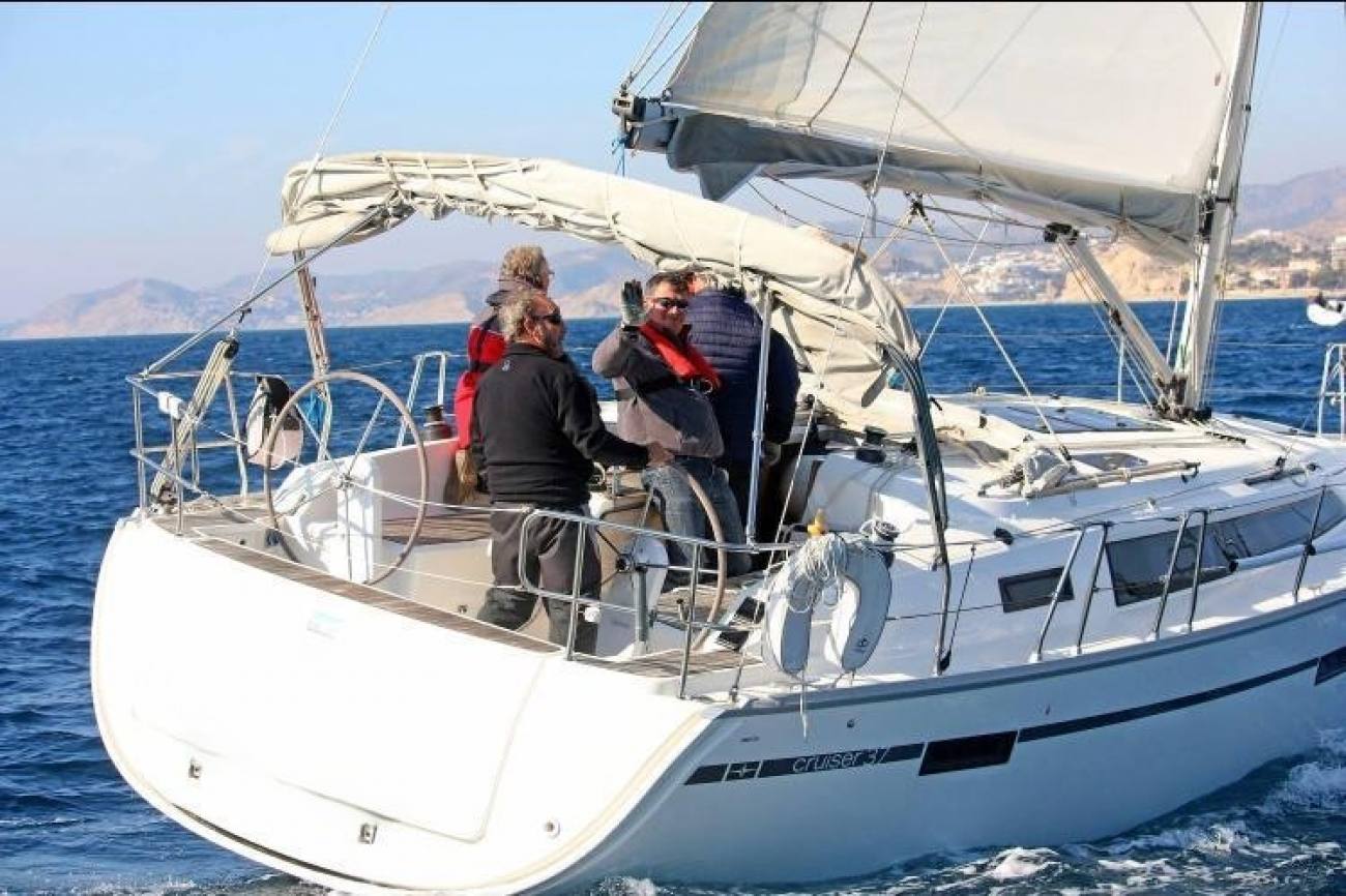 2015 Bavaria 37 Cruiser 1