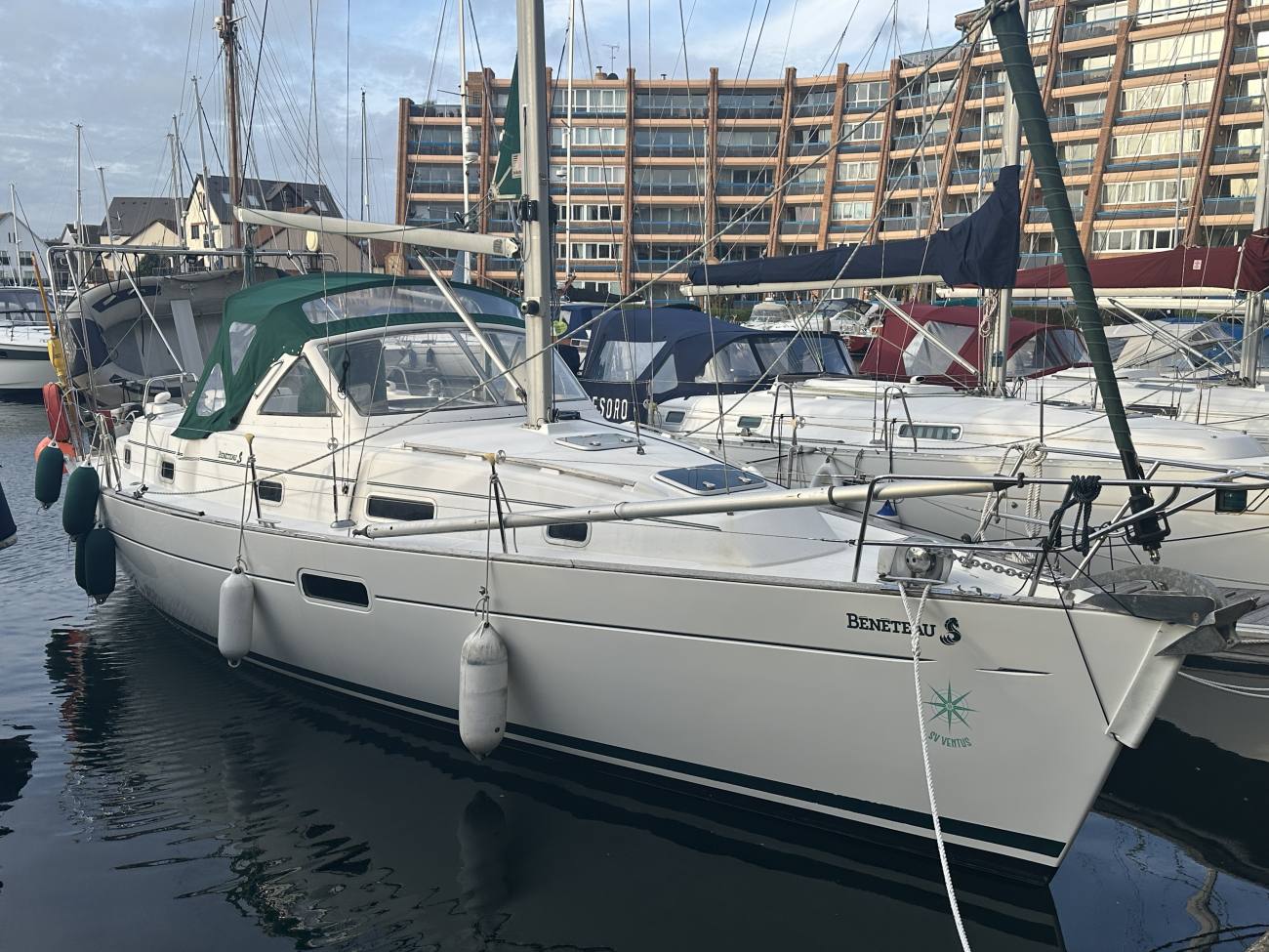 1999 Beneteau Oceanis 36 CC image 15