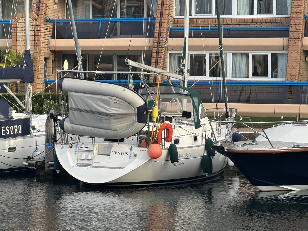 1999 Beneteau Oceanis 36 CC image 16
