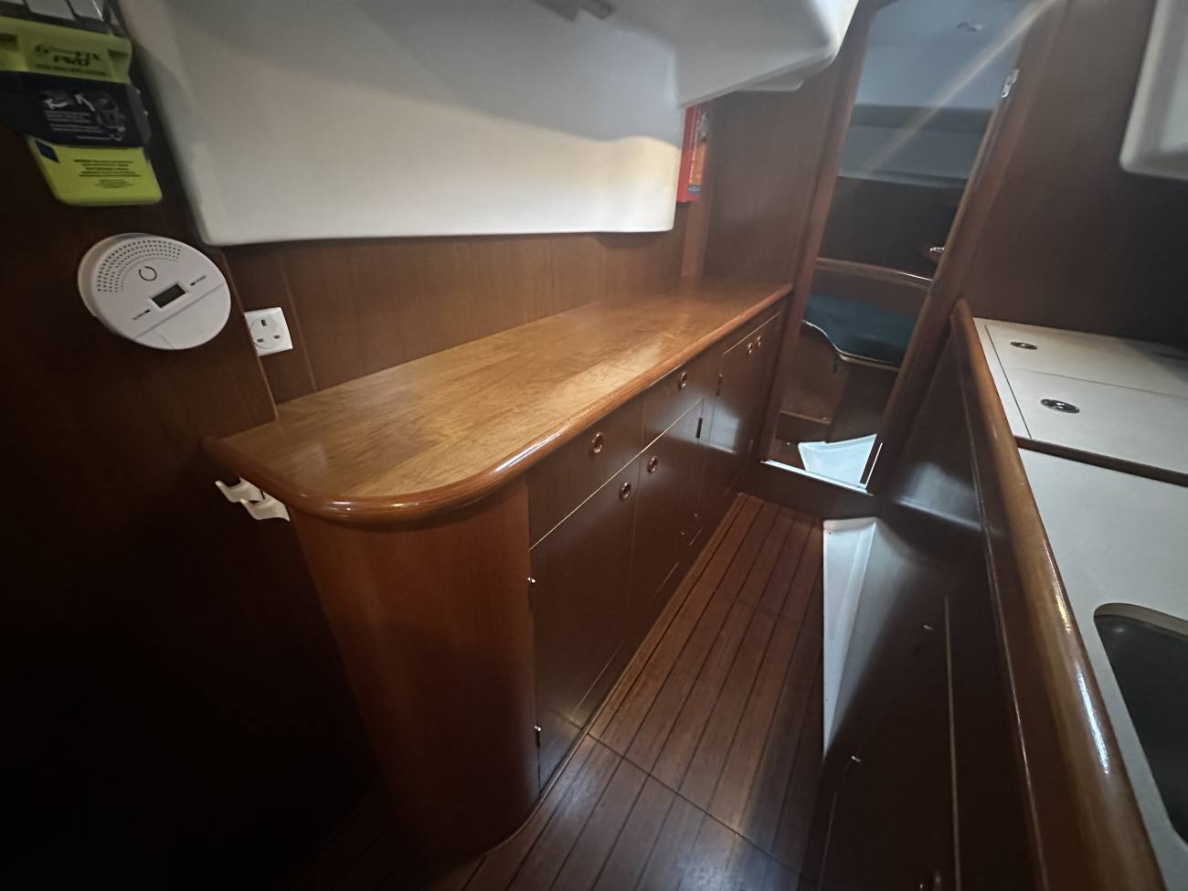 1999 Beneteau Oceanis 36 CC image 37