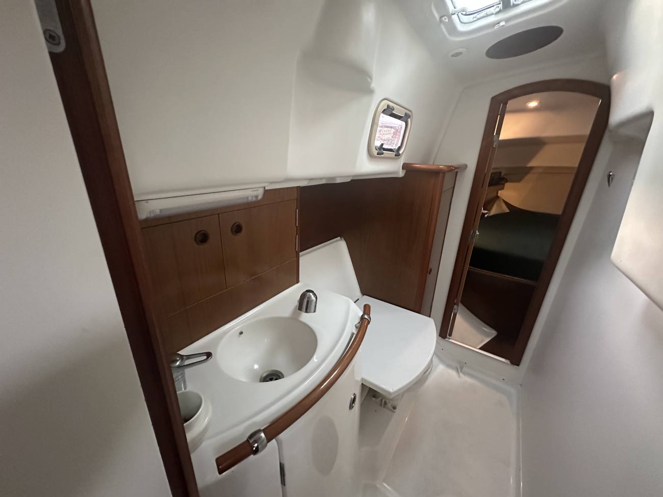 1999 Beneteau Oceanis 36 CC image 48