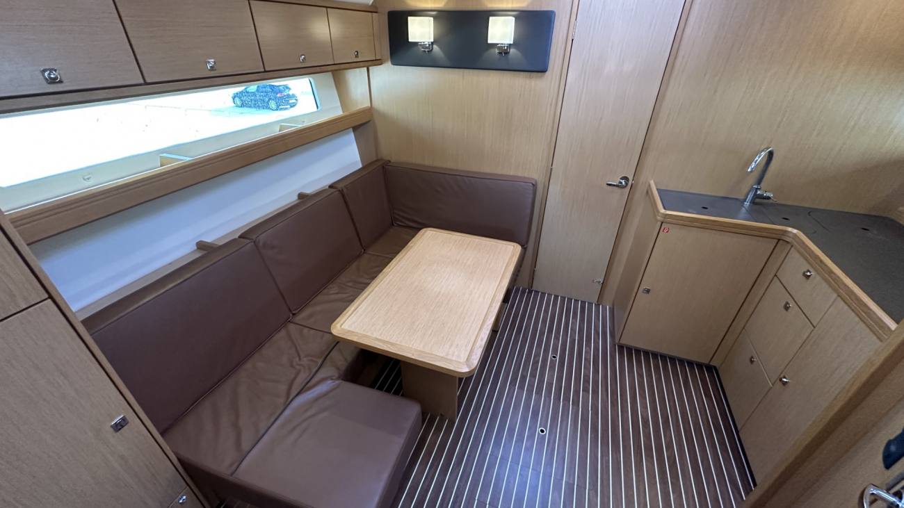 2015 Bavaria Sport 39HT image 19