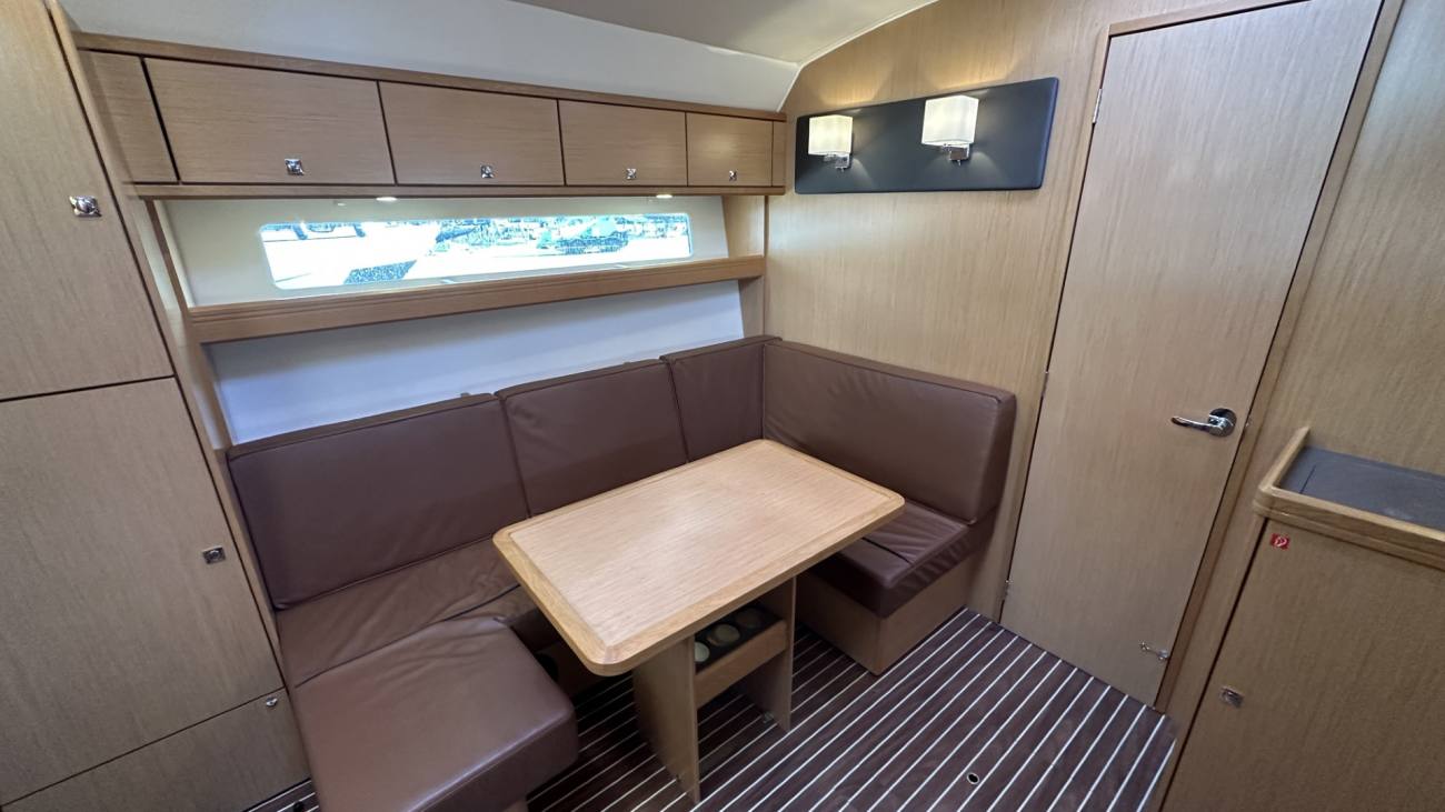 2015 Bavaria Sport 39HT image 18
