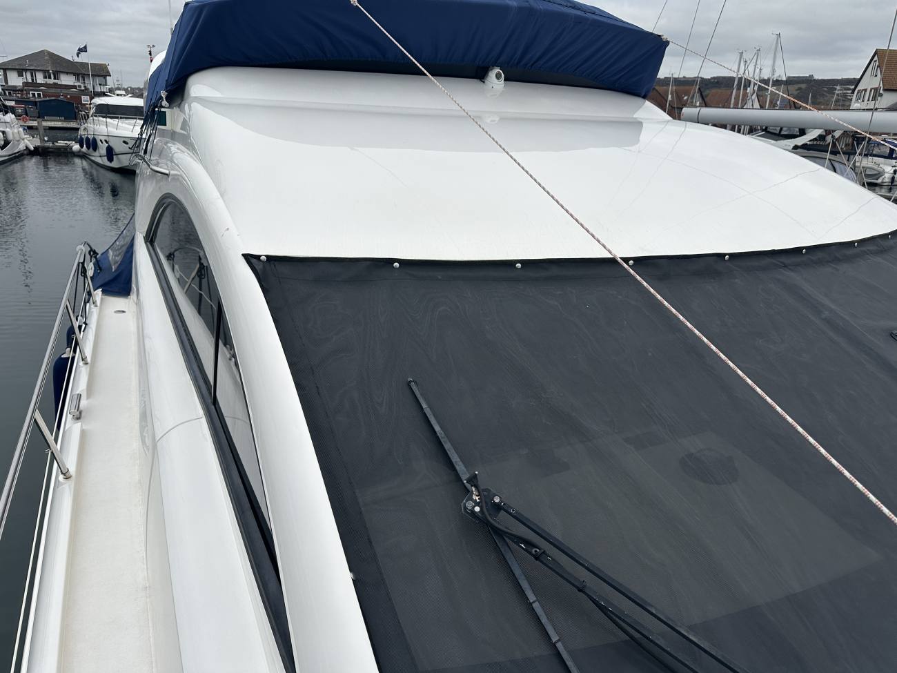 2002 Fairline Phantom 50 image 16