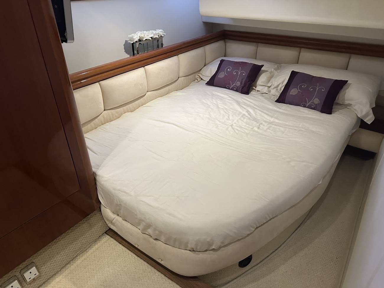 2002 Fairline Phantom 50 image 29