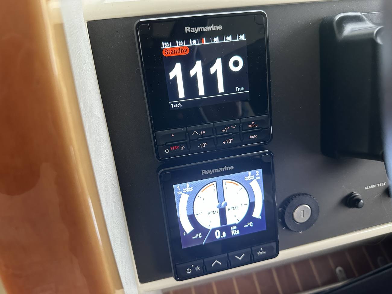 2002 Fairline Phantom 50 image 36