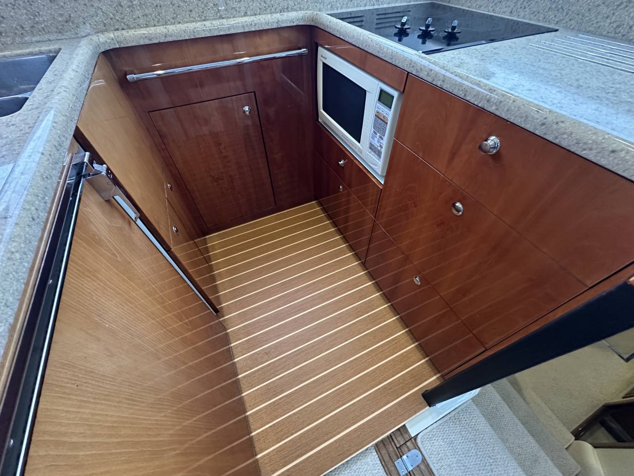 2002 Fairline Phantom 50 image 49