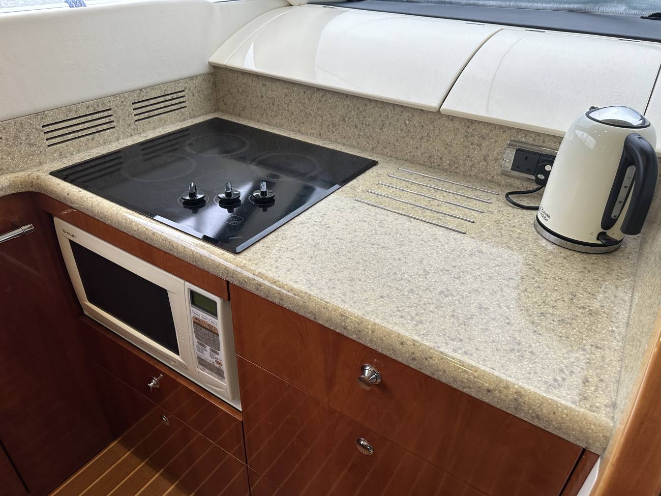 2002 Fairline Phantom 50 image 51