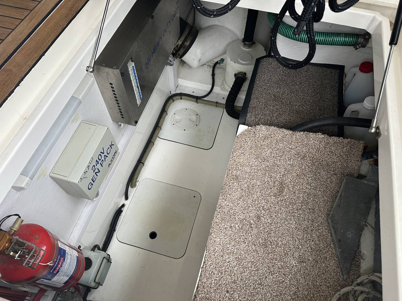 2002 Fairline Phantom 50 image 6