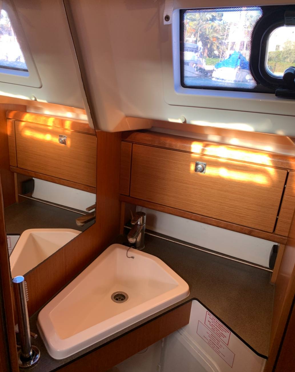 2016 Bavaria Cruiser 34 image 30