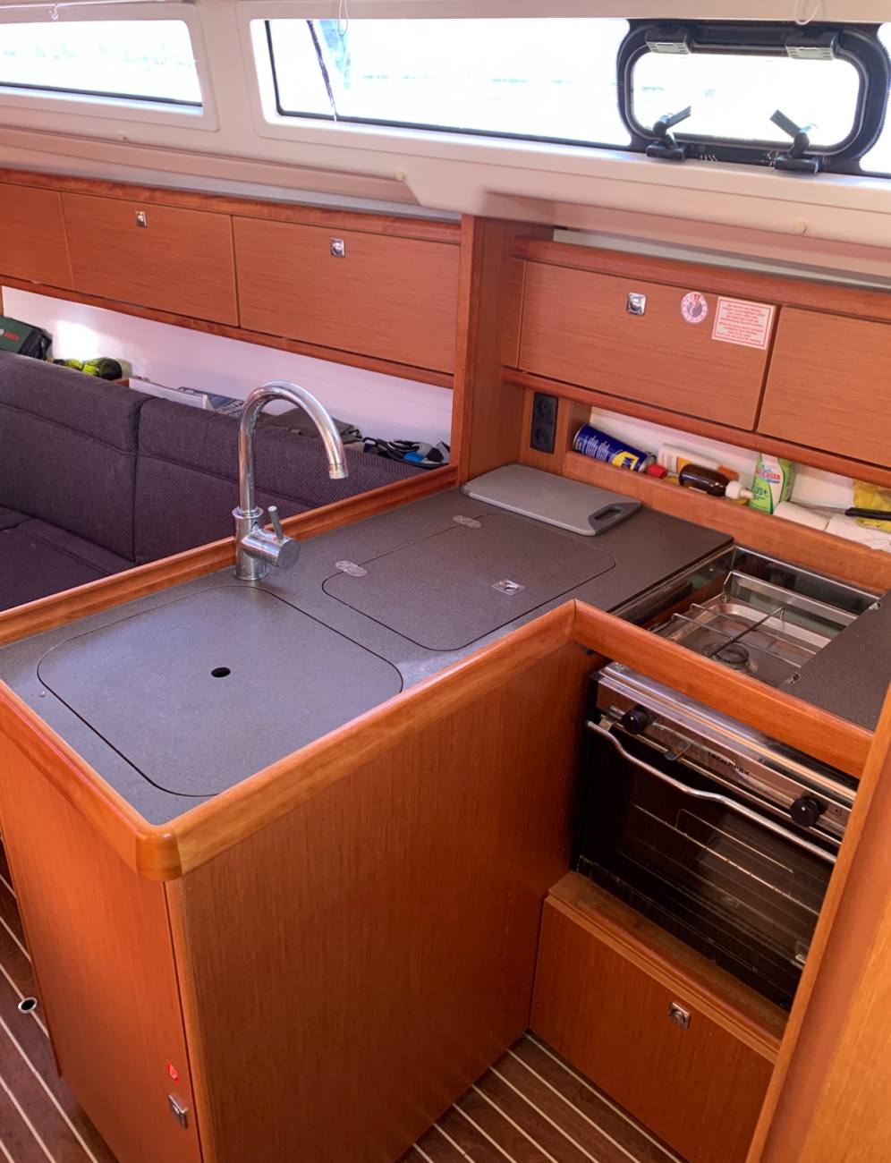 2016 Bavaria Cruiser 34 image 33