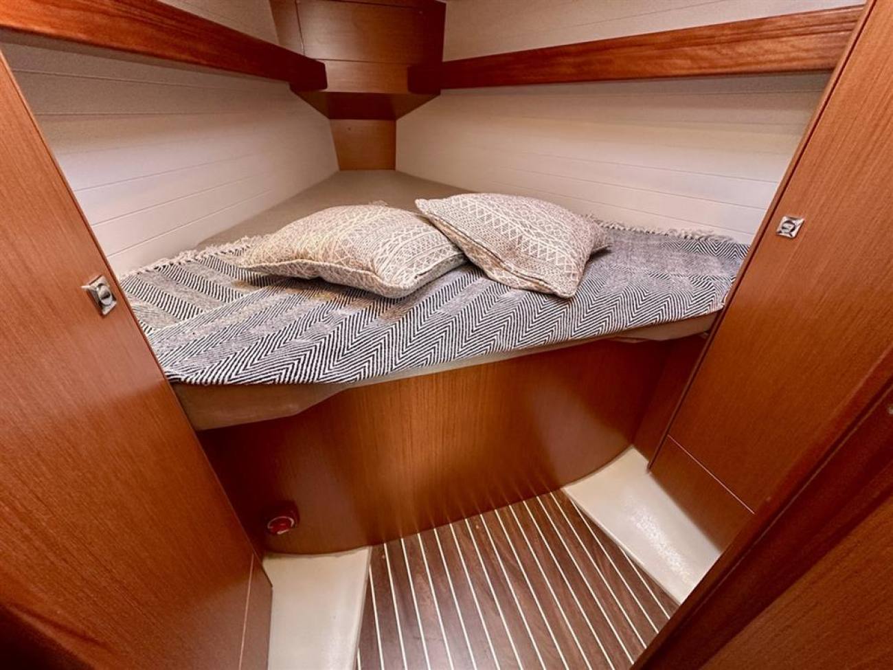 2018 Bavaria Cruiser 34 image 4
