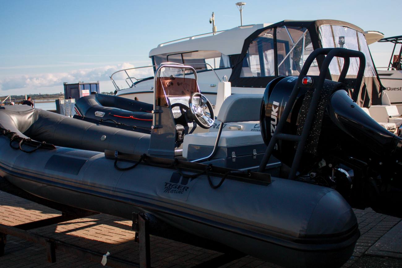 2024 Tiger Marine Dive Master 520 image 3