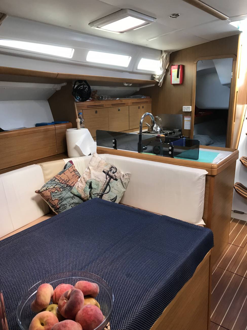 2010 Jeanneau Sun Odyssey 42i image 27