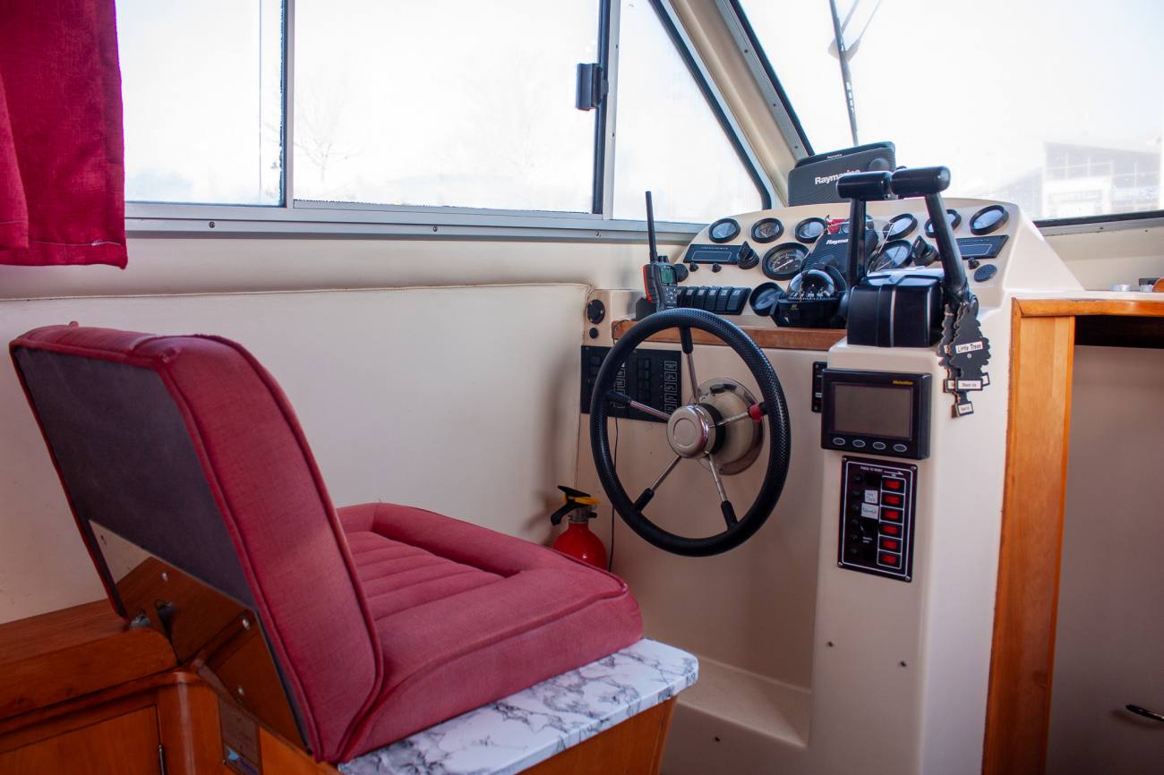 2001 Rodman 800 Flybridge image 20