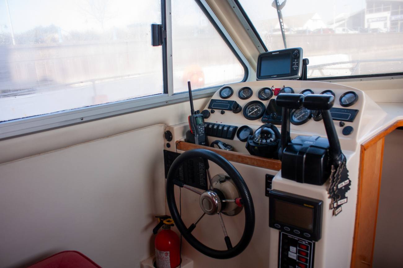 2001 Rodman 800 Flybridge image 6