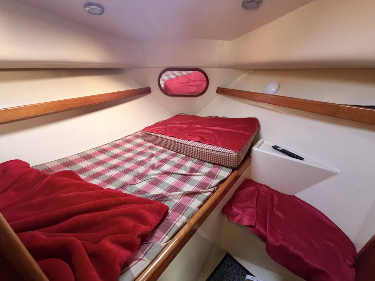 2001 Rodman 800 Flybridge image 9