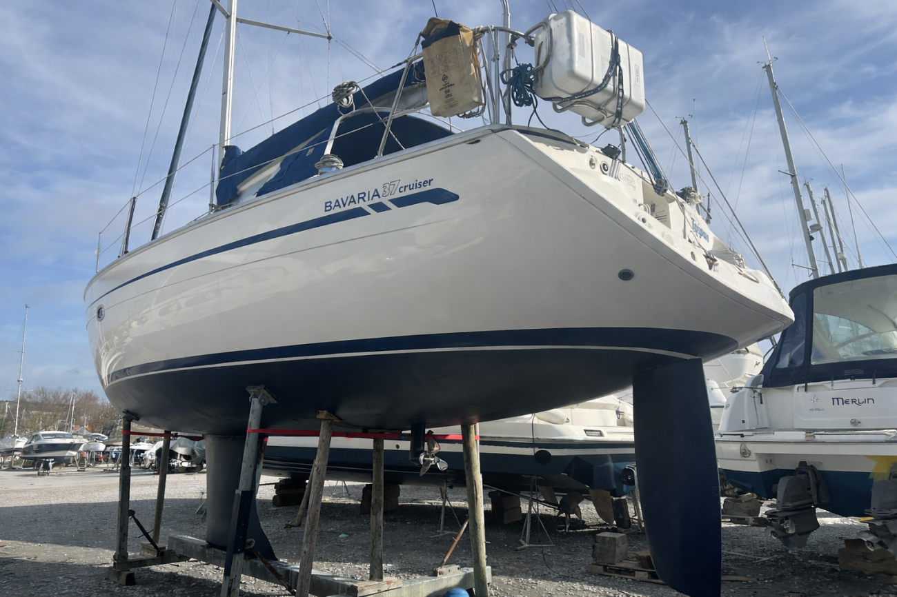 2007 Bavaria 37 Cruiser image 14