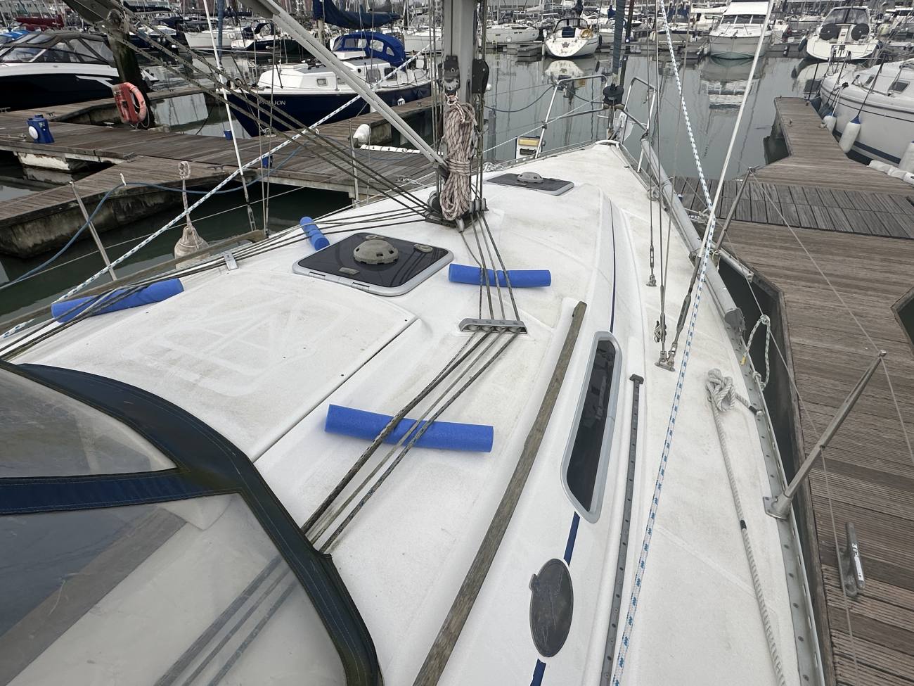 2002 Dufour 32 Classic image 16