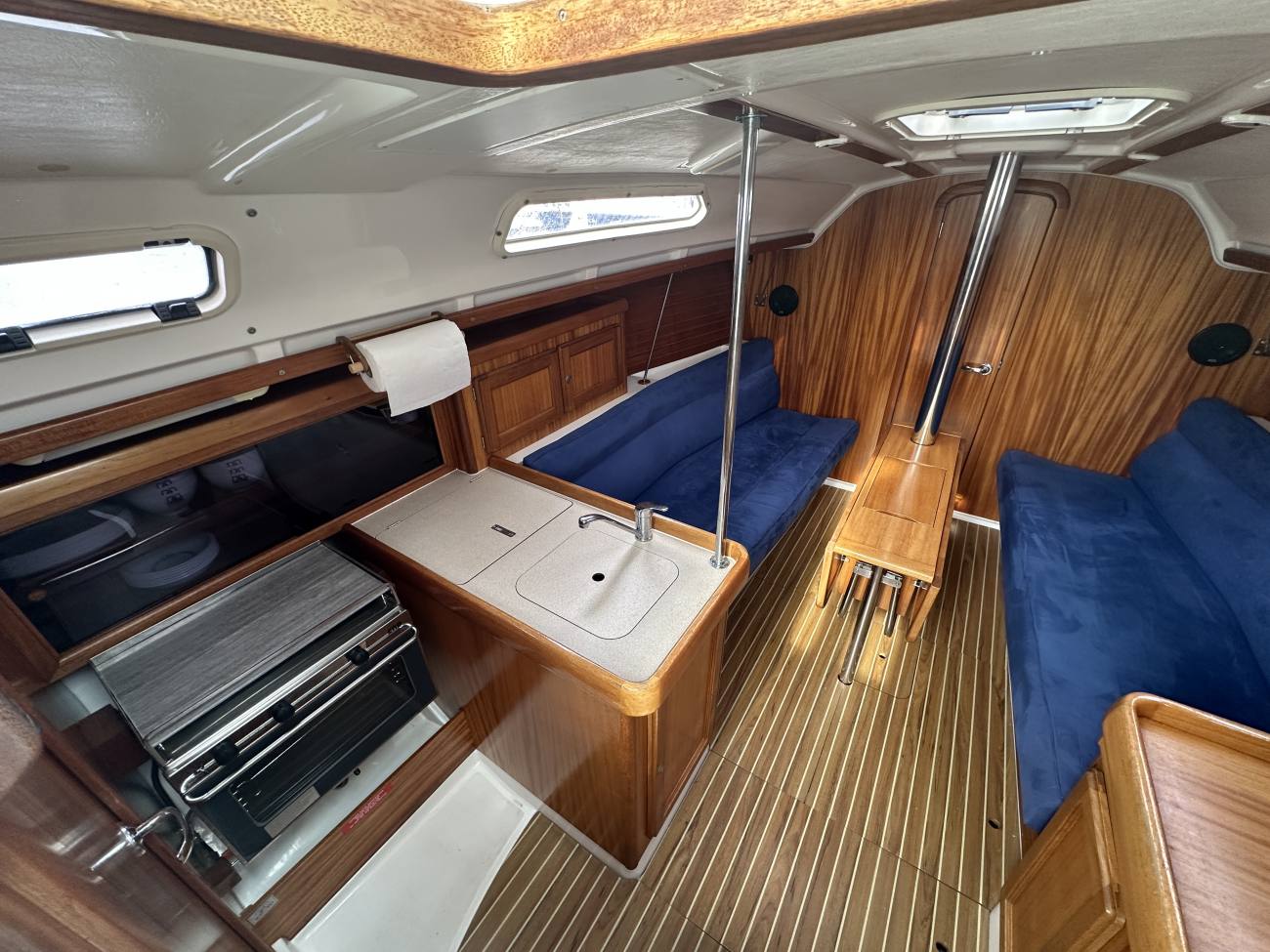 2002 Dufour 32 Classic image 27